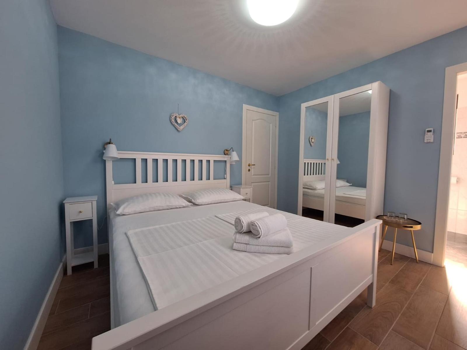 Villa "Pied-A-Terre" Residence & Spa Umag Dış mekan fotoğraf